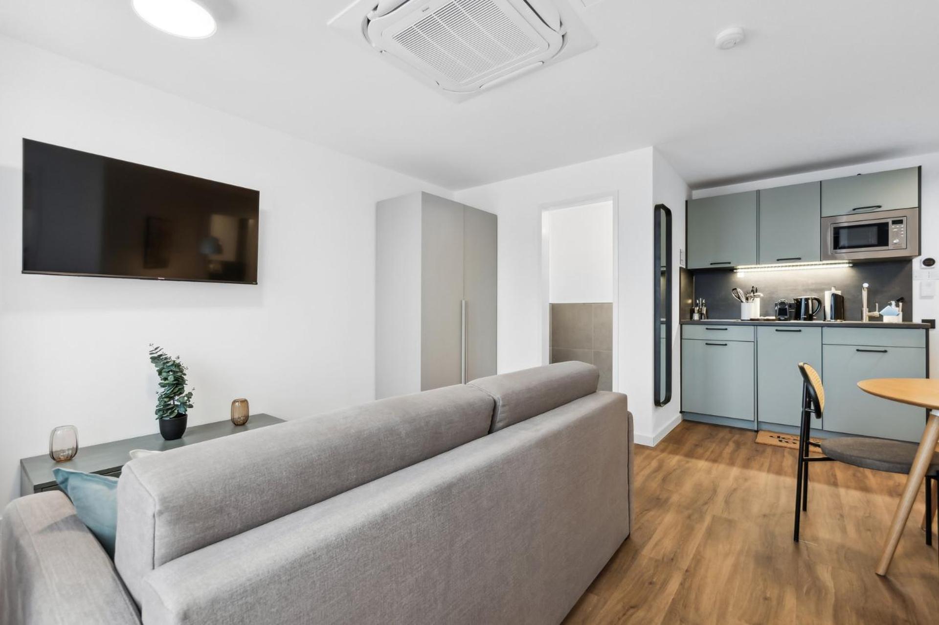 Limehome Oberhausen Paul-Reusch-Str חדר תמונה
